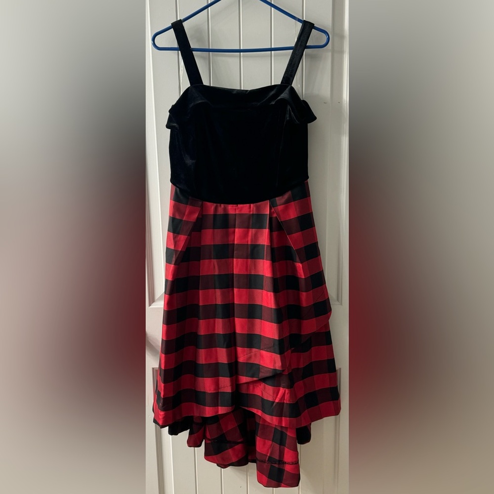 Girl’s dress